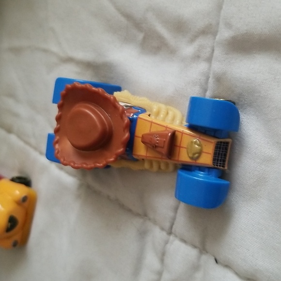 Hot Wheels Car Lot 6 , Disney, Mattel & Nintendo - Picture 2 of 6